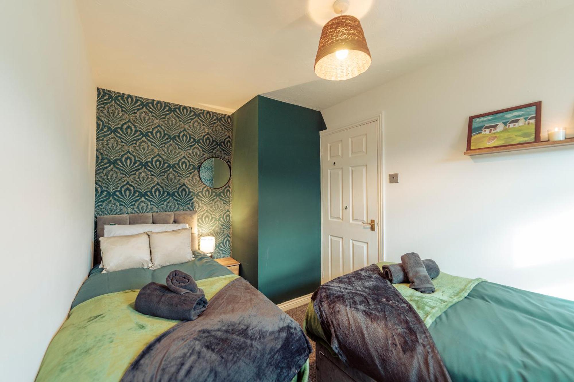 2 Bedroom Peaceful Home, Colchester Mile End Экстерьер фото
