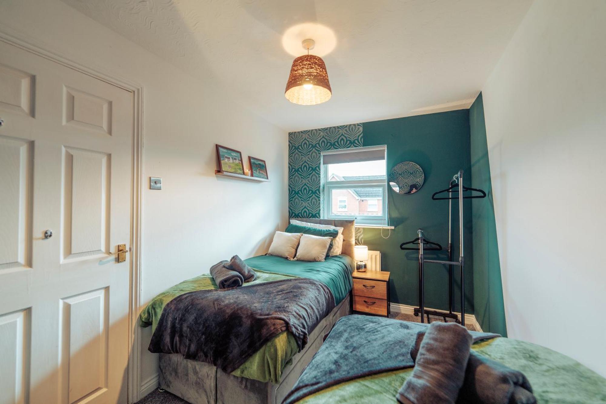 2 Bedroom Peaceful Home, Colchester Mile End Экстерьер фото